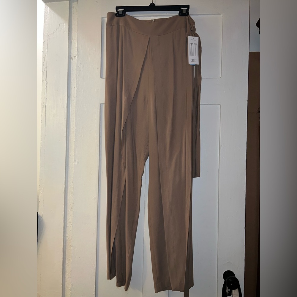 Antonio Melani Viola pant NWT - US Size 12